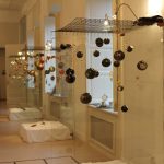 wernisaż szklanych, ręcznie zdobionych ozdób w trebiszowie