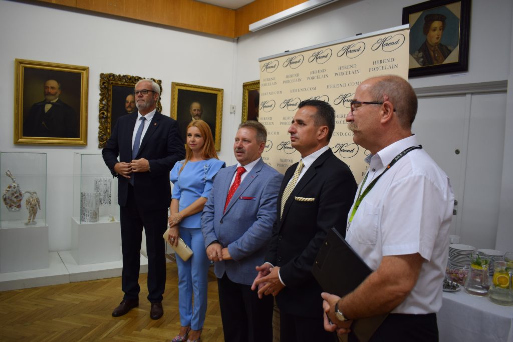 wystawa „nasze dziedzictwo kulturowe: herend” już otwarta!