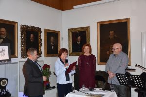 wieczór słowno-muzyczny i promocja książki „bieszczady na gitarę i cztery pory roku”. 1 marzec 2019 r.