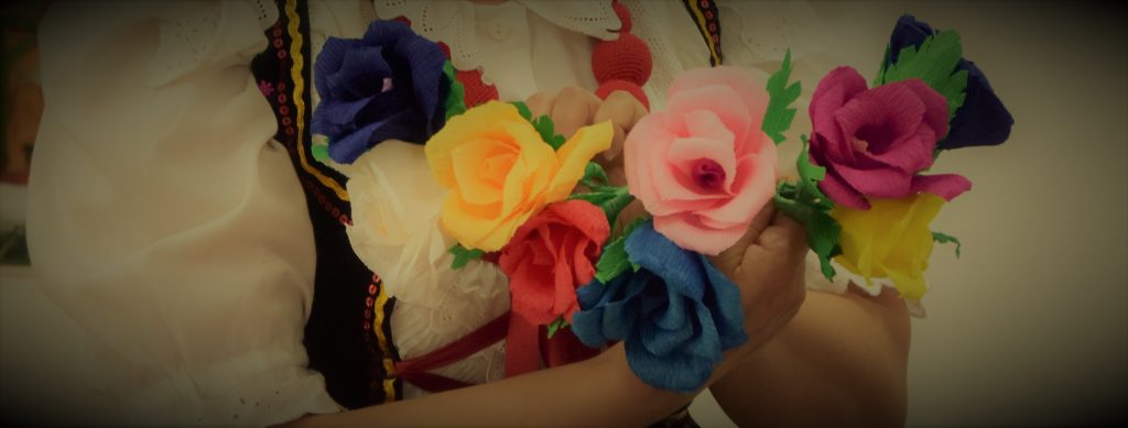 warsztaty wykonywania kwiatów z bibuły i krepiny