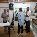 warsztaty rzeźbiarstwa w ramach "spotkań z etnografią"