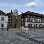 "jan wodyński artysta malarz z jasła" w muzeum porcelany w herend na węgrzech