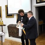 fotorelacja z wydarzenia opowieści zza widnokręgu  - spotkania z turystyką, pt.  „skamieniałości ślady życia utrwalone w skałach”.