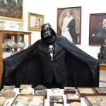 fotorelacja z wydarzenia opowieści zza widnokręgu  - spotkania z turystyką, pt.  „skamieniałości ślady życia utrwalone w skałach”.