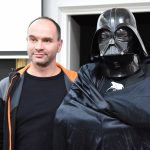 fotorelacja z wydarzenia opowieści zza widnokręgu  - spotkania z turystyką, pt.  „skamieniałości ślady życia utrwalone w skałach”.