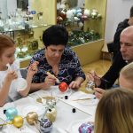 warsztaty dekorowania bombek choinkowych