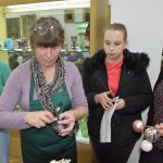 warsztaty dekorowania bombek choinkowych