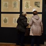 wystawa pocztówek i biżuterii patriotycznej w gorlicach