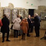 wystawa pocztówek i biżuterii patriotycznej w gorlicach