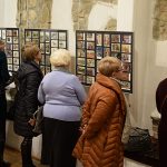 wystawa pocztówek i biżuterii patriotycznej w gorlicach