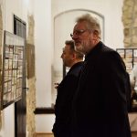 wystawa pocztówek i biżuterii patriotycznej w gorlicach