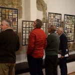 wystawa pocztówek i biżuterii patriotycznej w gorlicach