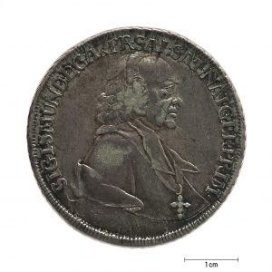 0932 Zbiory numizmatyczne St. Kadyiego; Talar arcybiskupi Salzburg (1761); rewers