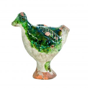 131 Etnografia -Gwizdek z gliny w postaci kukułki, Sanok, 1924 r., wys. 10 cm, szer. 5 cm, głębokość 9,5 cm