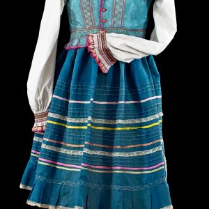 2362 Etnografia - Łemkowski strój ludowy, gorset z Ożennej, bluzka z Graba, spódnica ze Skalnika, całość sprzed 1939 r.