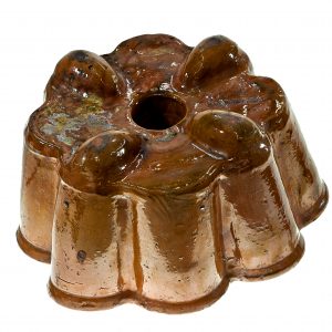 916 Etnografia - Forma gliniana na babkę, sprzed 1939 r., wys. 17 cm, śr. 31 cm