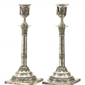 687-688 AH Para świeczników srebrnych, wys. 28,5 cm.  XIX w.