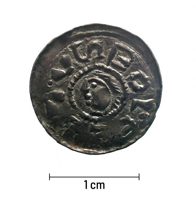 0001-Zbiory-numizmatyczne-St.-Kadyiego-Boleslaw-II-Smialy-1058-1079-denar-–-awers