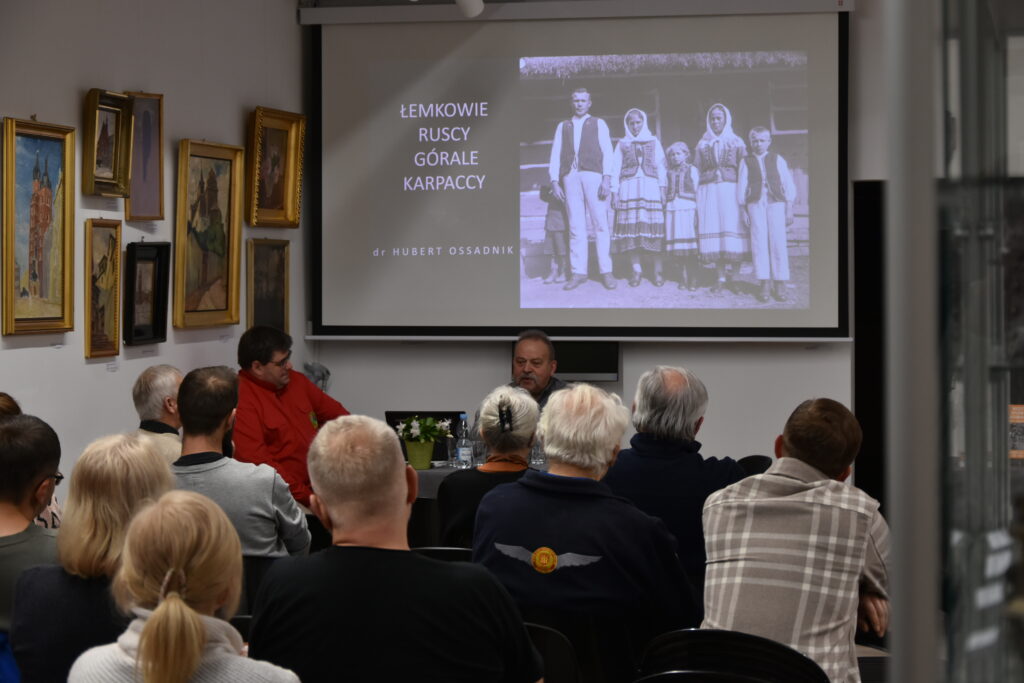 relacja ze spotkania autorskiego z dr. hubertem ossadnikiem