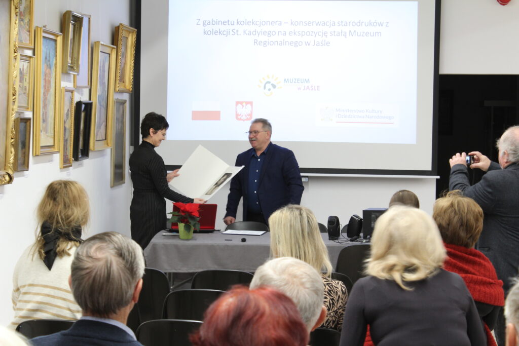 z gabinetu kolekcjonera, wernisaż starodruków po konserwacji