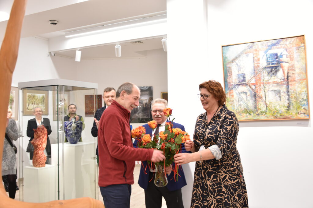 wernisaże grudniowych wystaw