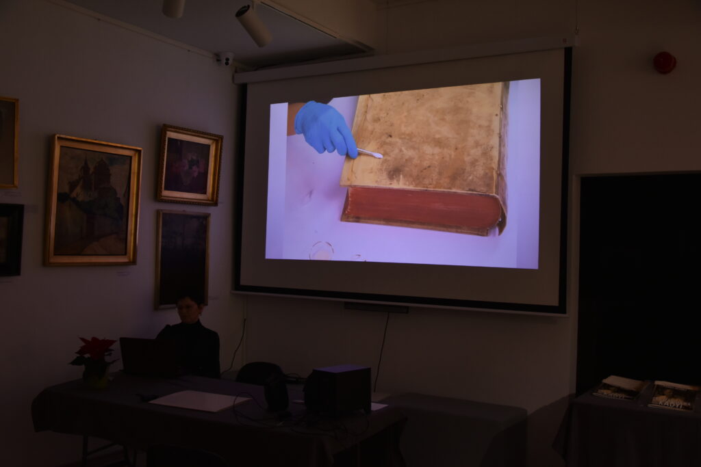 z gabinetu kolekcjonera, wernisaż starodruków po konserwacji