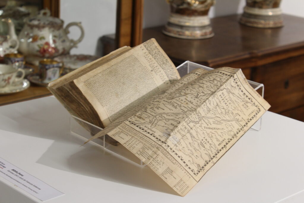 z gabinetu kolekcjonera, wernisaż starodruków po konserwacji