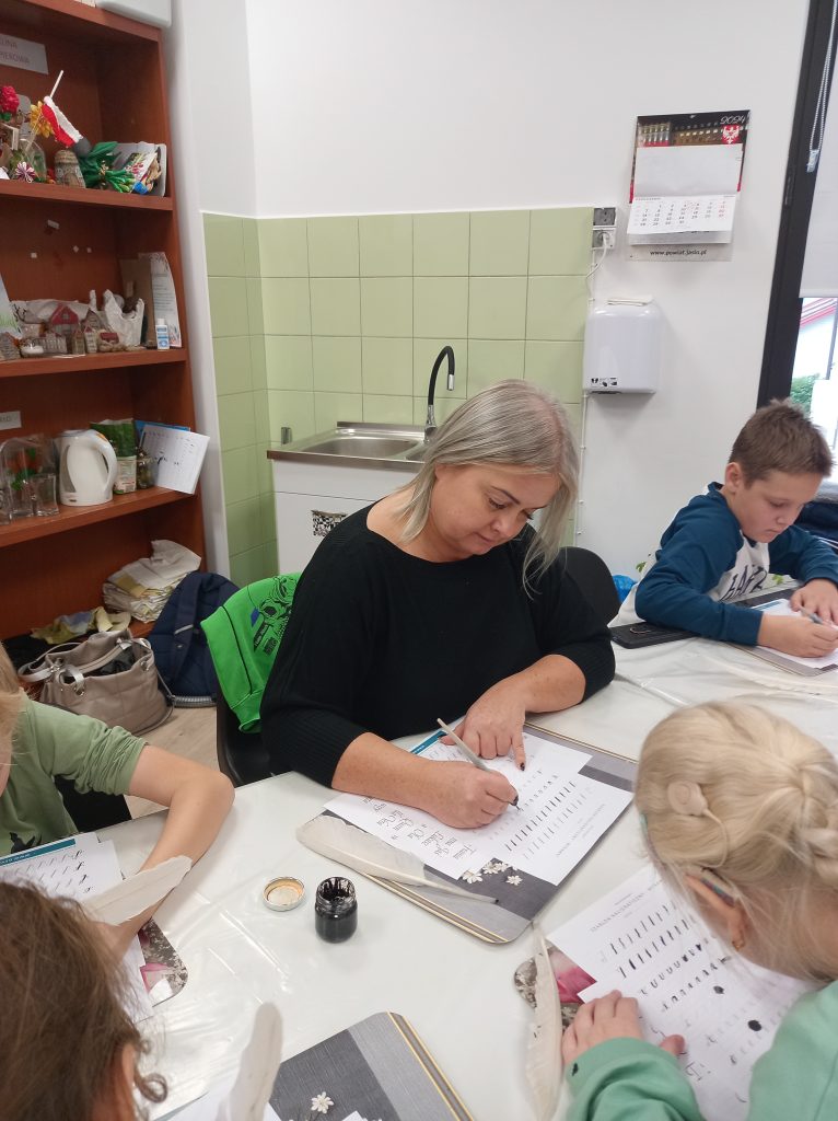 warsztaty papieru i kaligrafi