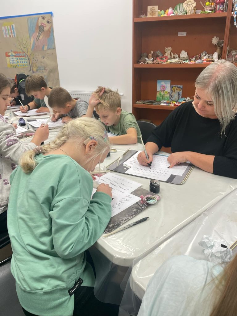 warsztaty papieru i kaligrafi