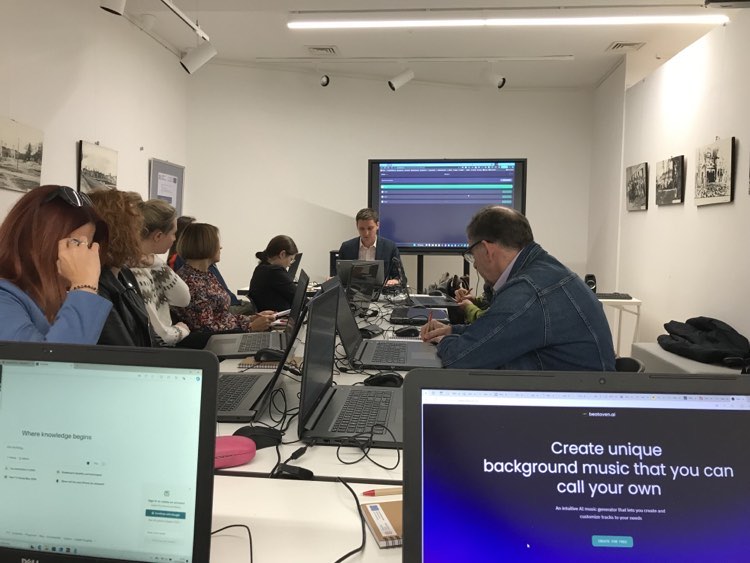 szkolenie z wykorzystania narzędzi sztucznej inteligencji w edukacji i kulturze