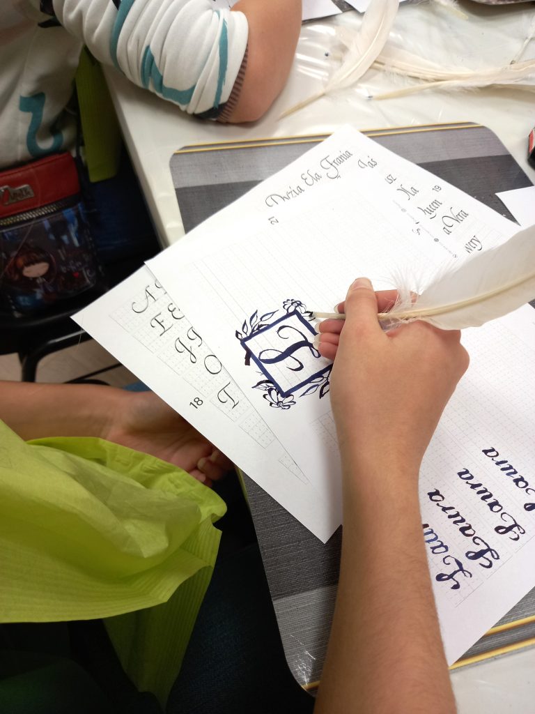 warsztaty papieru i kaligrafi