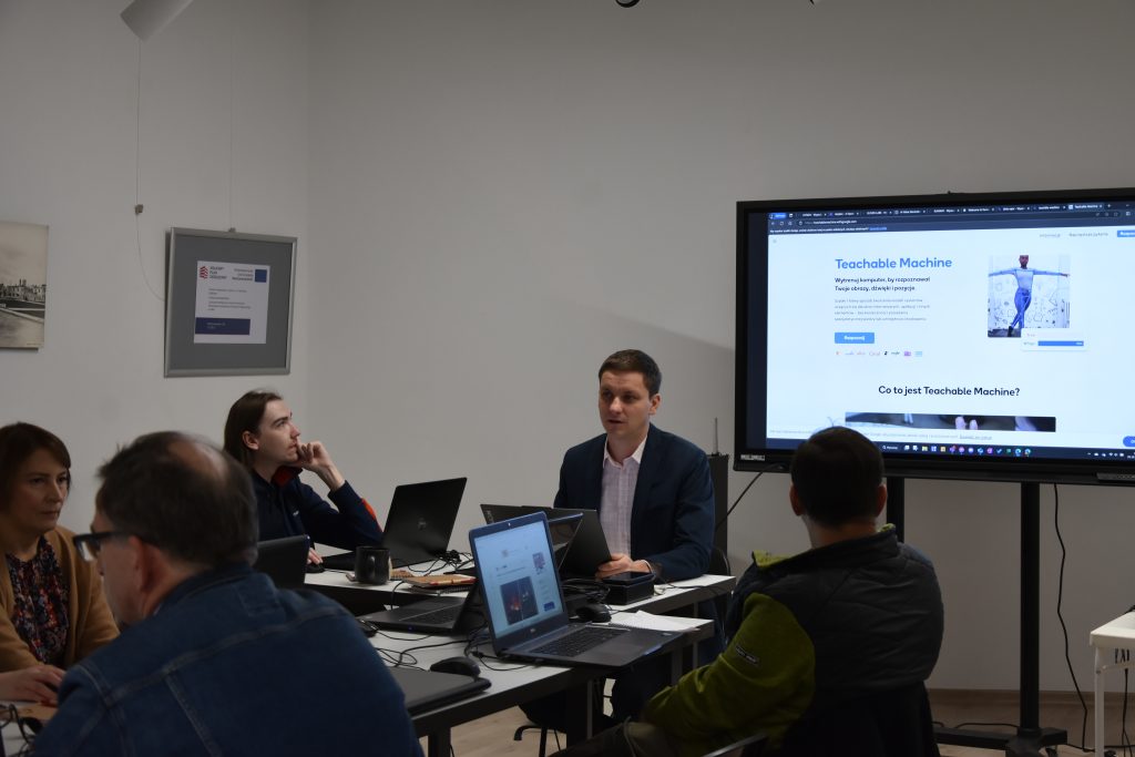 szkolenie z wykorzystania narzędzi sztucznej inteligencji w edukacji i kulturze
