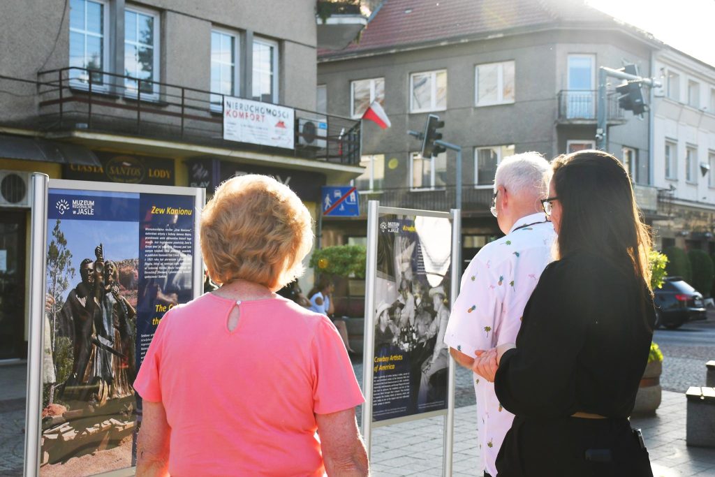 „sedona przez obiektyw” – wyjątkowa podróż przez kolory, historię i duchowość arizony