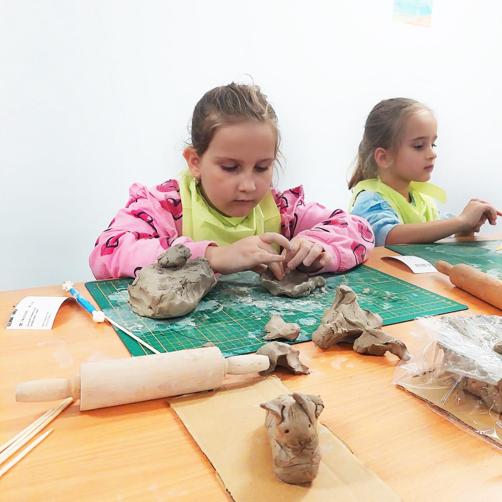 warsztaty indywidualne z gliny już za nami – ale było lepienie!