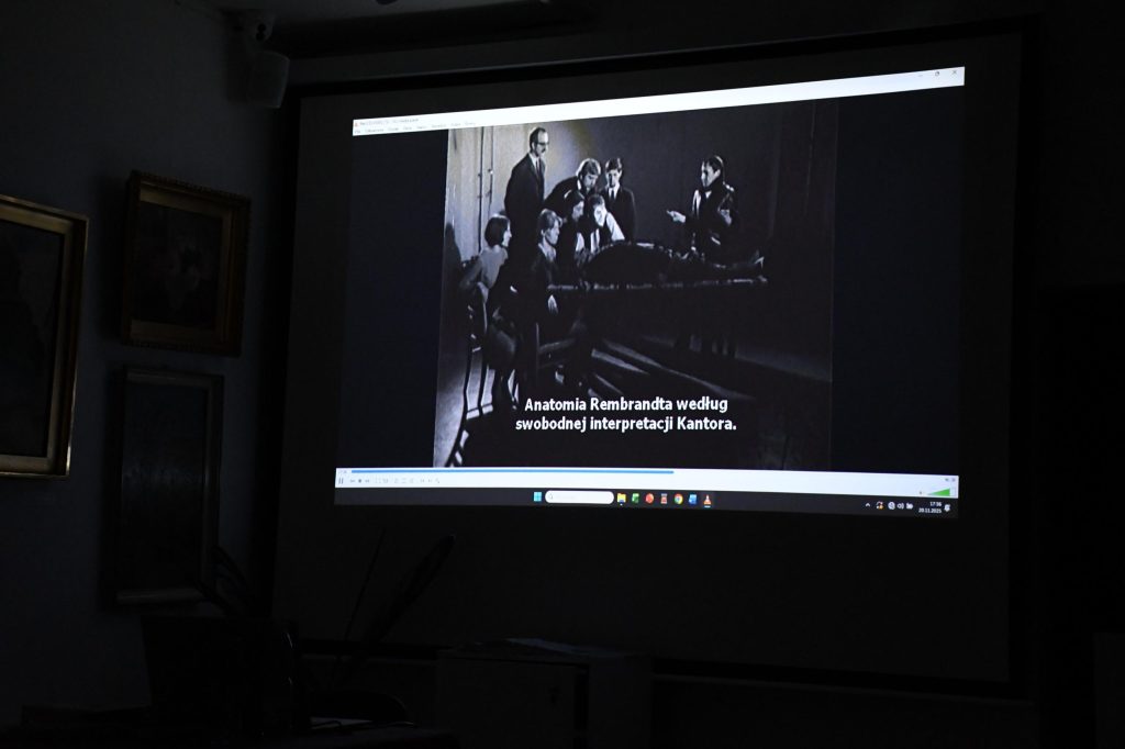 cricot 2 – teatr plastyków w nowej odsłonie. powojenne przygody awangardy