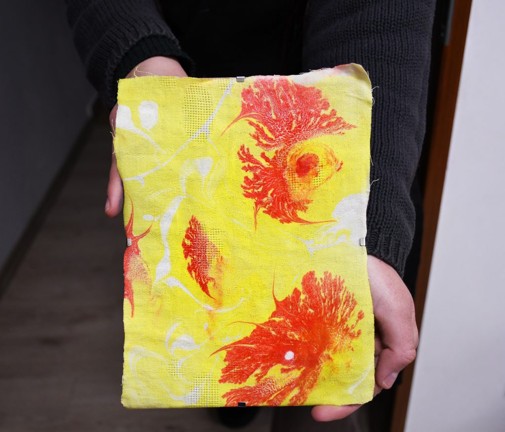 warsztaty ebru - tradycyjna technika malowania na wodzie