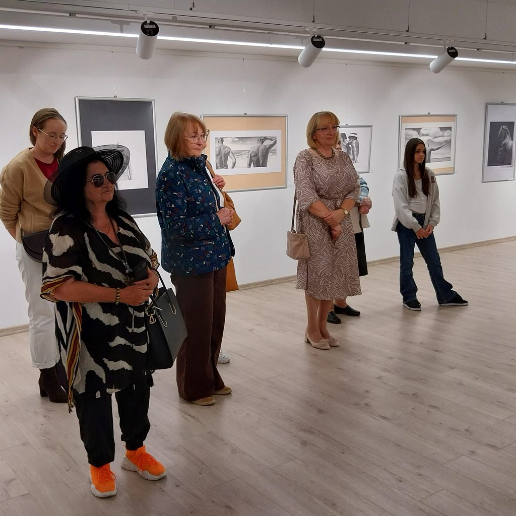 gustavo gálvez miró „dibujos reales, czyli rysunki prawdziwe”